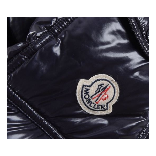 Moncler Maya Hooded Puffer Jacket | Premium Down | Iconic Silhouette