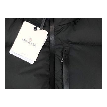 Moncler Tonal-Patch Wide-Quilt Hooded Puffer Jacket | Premium Down