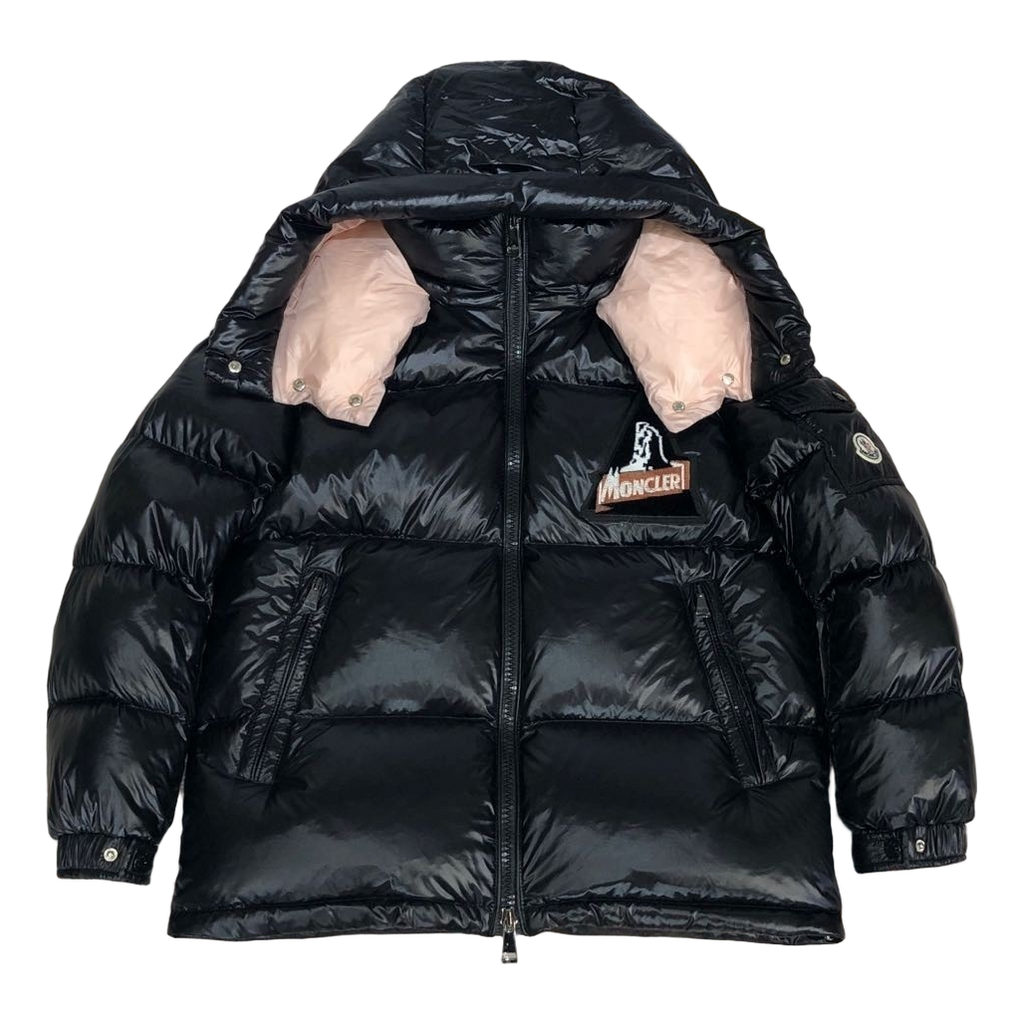Moncler Mountain-Badge Glossy Short Puffer Jacket | Black | Premium Down